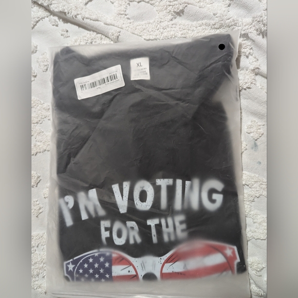 SALE $5.00. NEW Donald Trump 2024 "I'M VOTING FOR THE CONVICTED FELON" - Picture 7 of 7